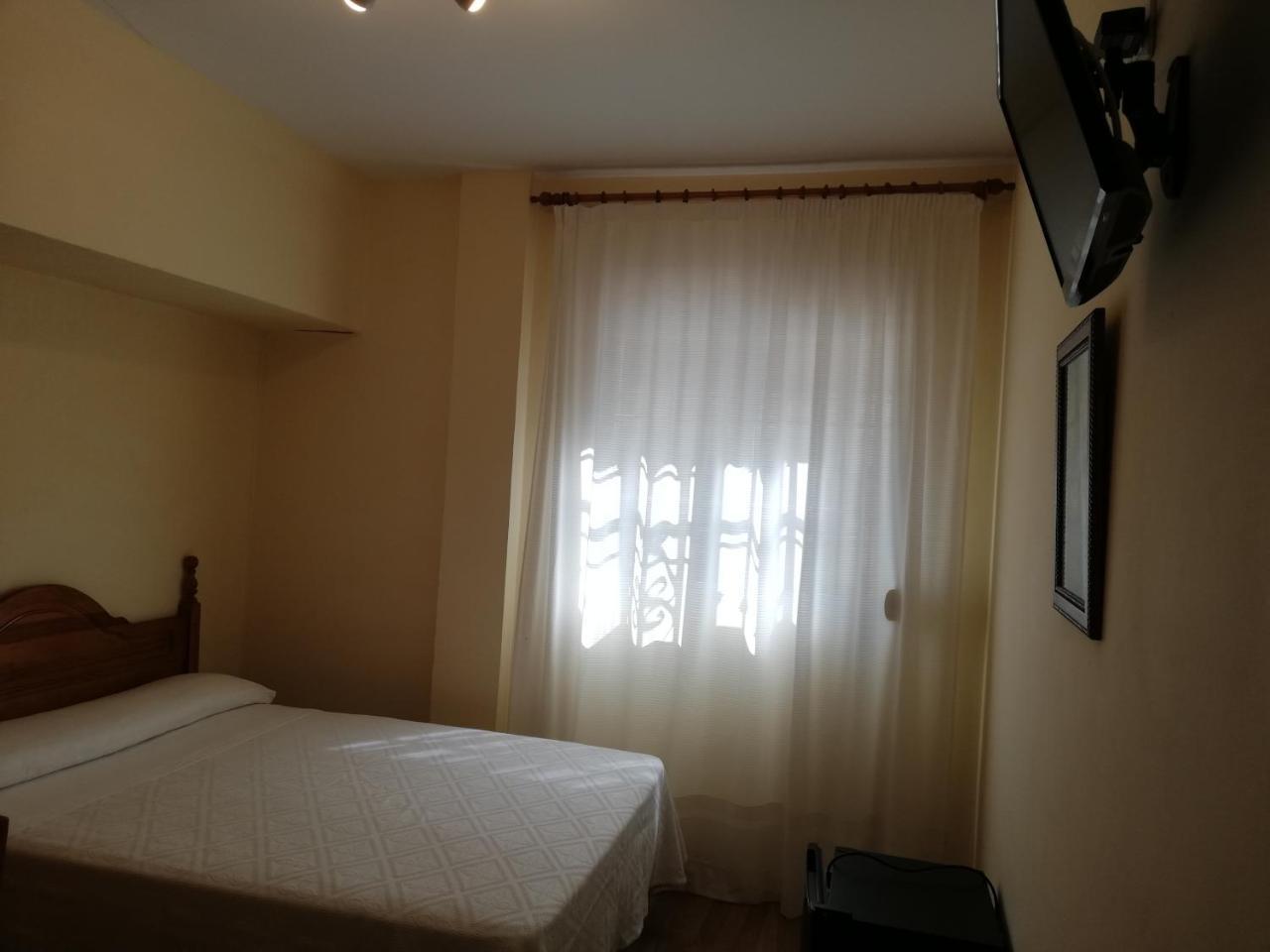 Labella Maria Hotel Pinos Genil Exterior photo
