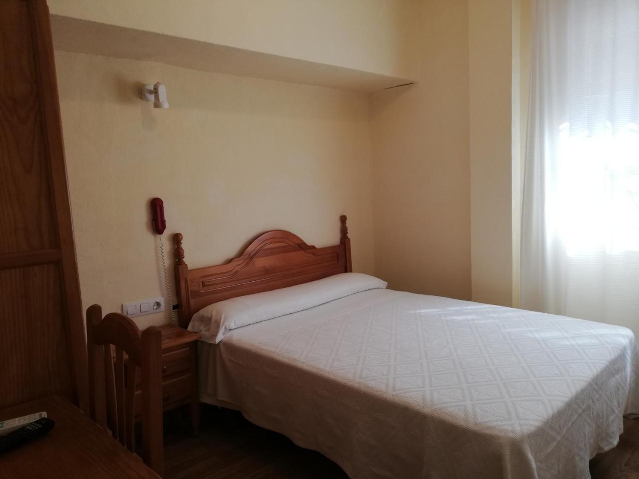 Labella Maria Hotel Pinos Genil Exterior photo