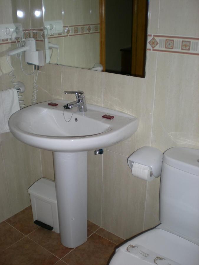 Labella Maria Hotel Pinos Genil Room photo